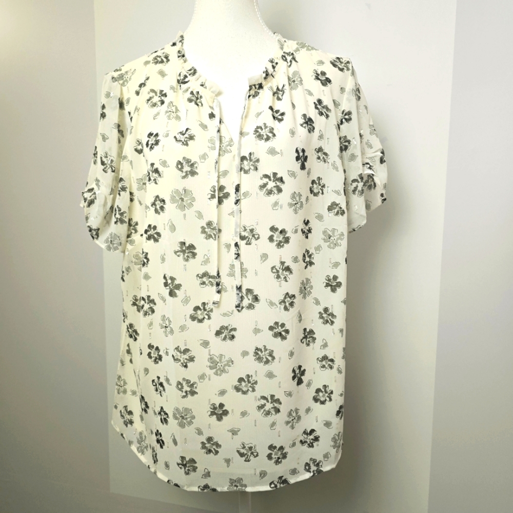 Talbot's Floral Print Cream Lightweight Short Sleeve Blouse, Sz XLp (PTP 21")
